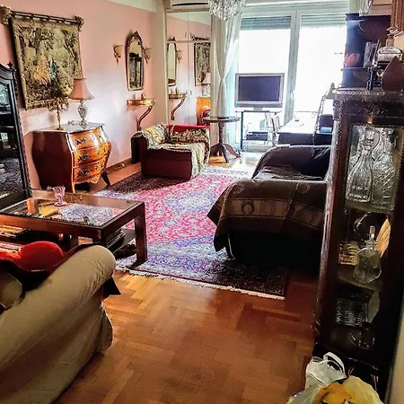Sunny Quiet Apt