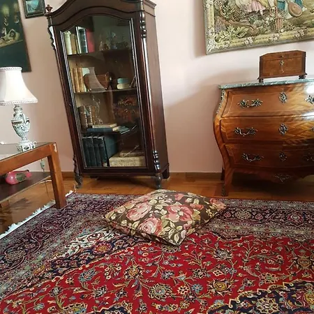 Sunny Quiet Apt شقة سالونيك